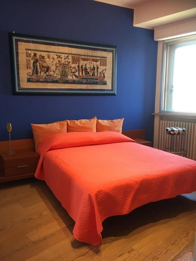 Appartamento Fronte Mare Rímini Exterior foto